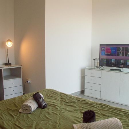 Marsaskala Sea View Duplex Penthouse - Mive Properties المظهر الخارجي الصورة