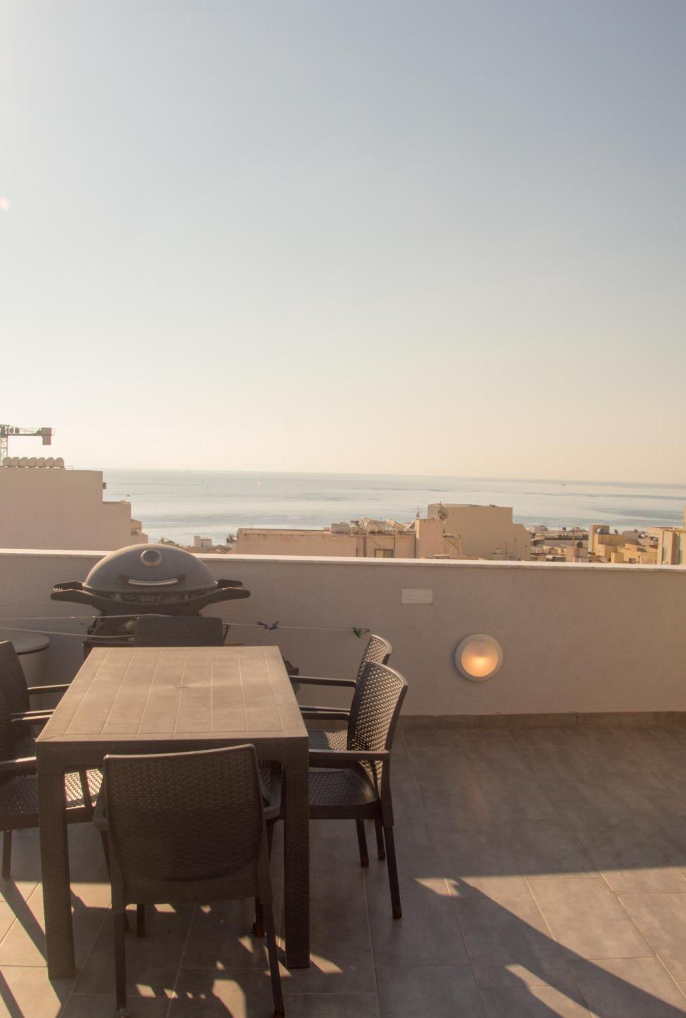 Marsaskala Sea View Duplex Penthouse - Mive Properties المظهر الخارجي الصورة